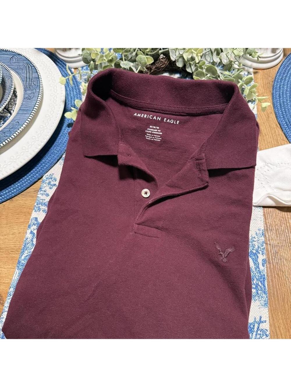 American Eagle Men's Burgundy and Purple Polo-shirt